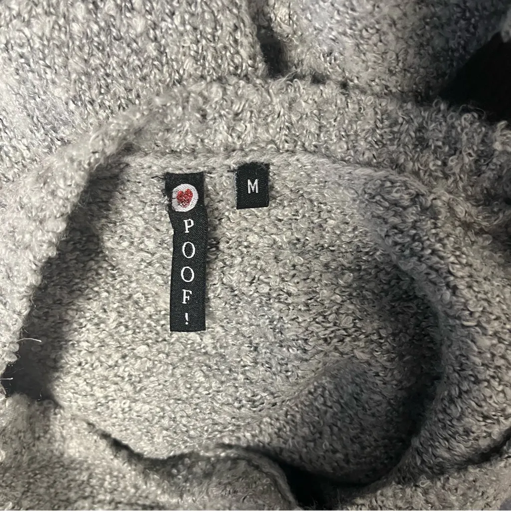 POOF Grey Black Cat Pullover Sweater Paw Prints Round Neck Womens Size Medium - Image 7