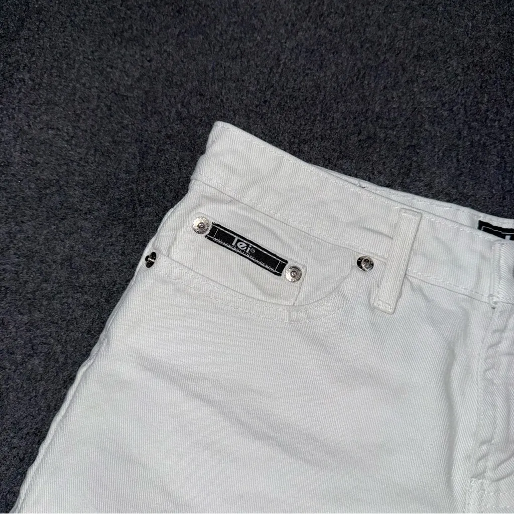 VTG Y2K l.e.i. Mini Jean Shorts White Denim Mid Rise Sz 3 / 29” Cotton Hot Pants - Image 4