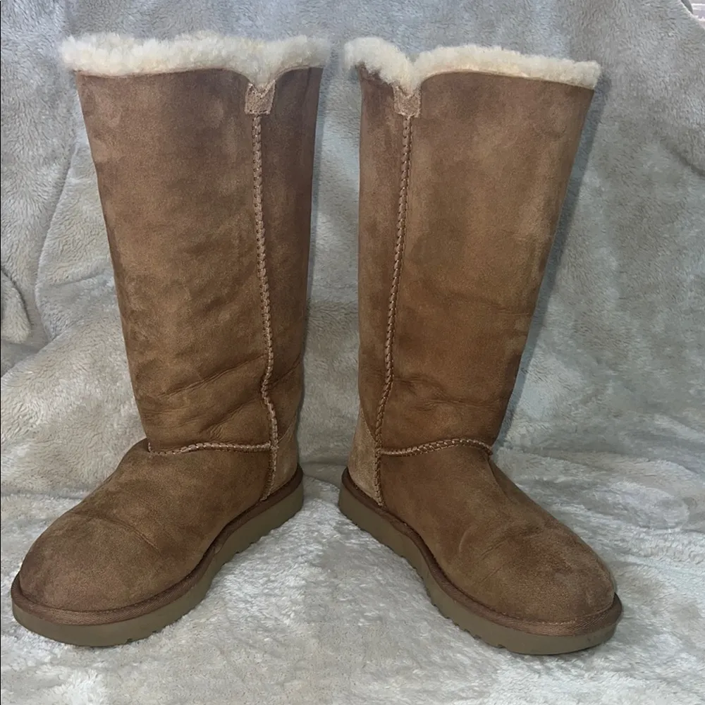 UGG Tan Winter Boots‎ with Plush Lining - Image 5
