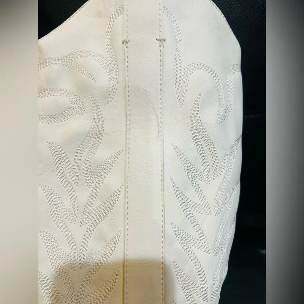 1MIIM Luxurious White on White Festival Heeled Cowboy Boot 8.0 - Image 9