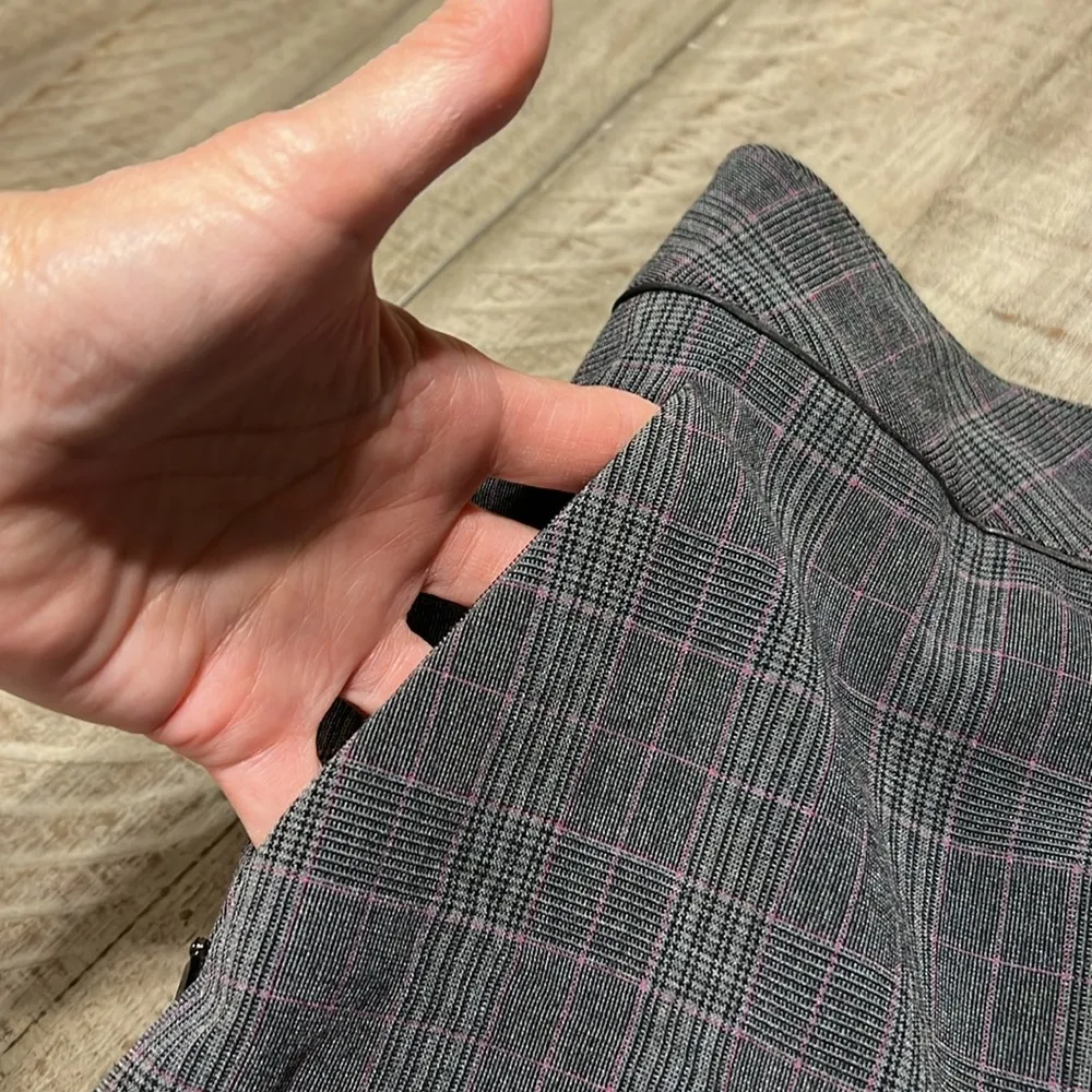 TAIL 6 Skort Plaid Skirt Skorts Shorts Gray Pleated Zipped Pockets Tennis Golf - Image 5