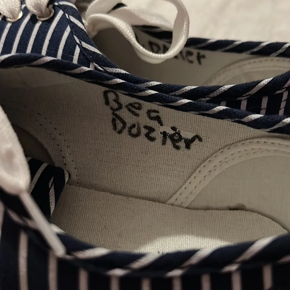 Cushion walk by Avon size 10 striped fashion sneakers Blue - Image 5