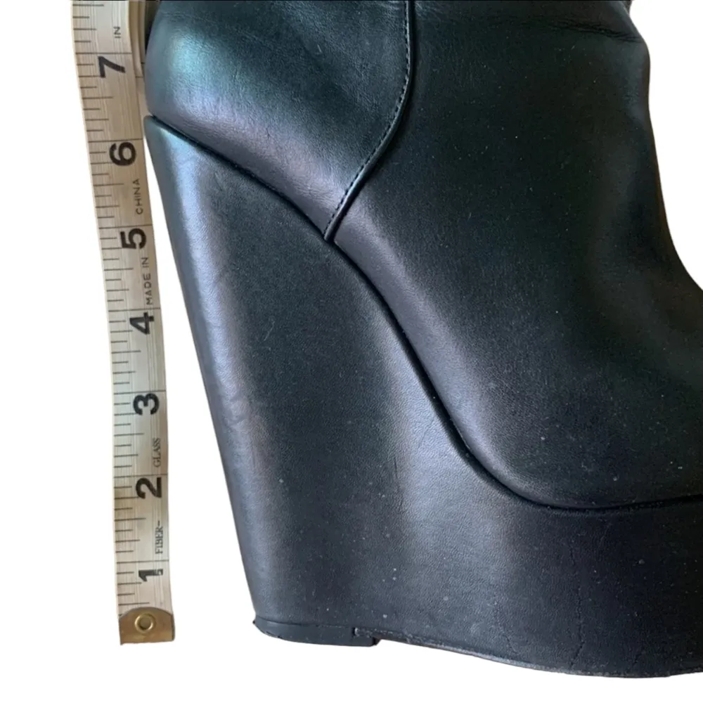 Bcbg Max AZRIA Neroli Platform Leather Wedge Boots Size 6.5M - Image 14