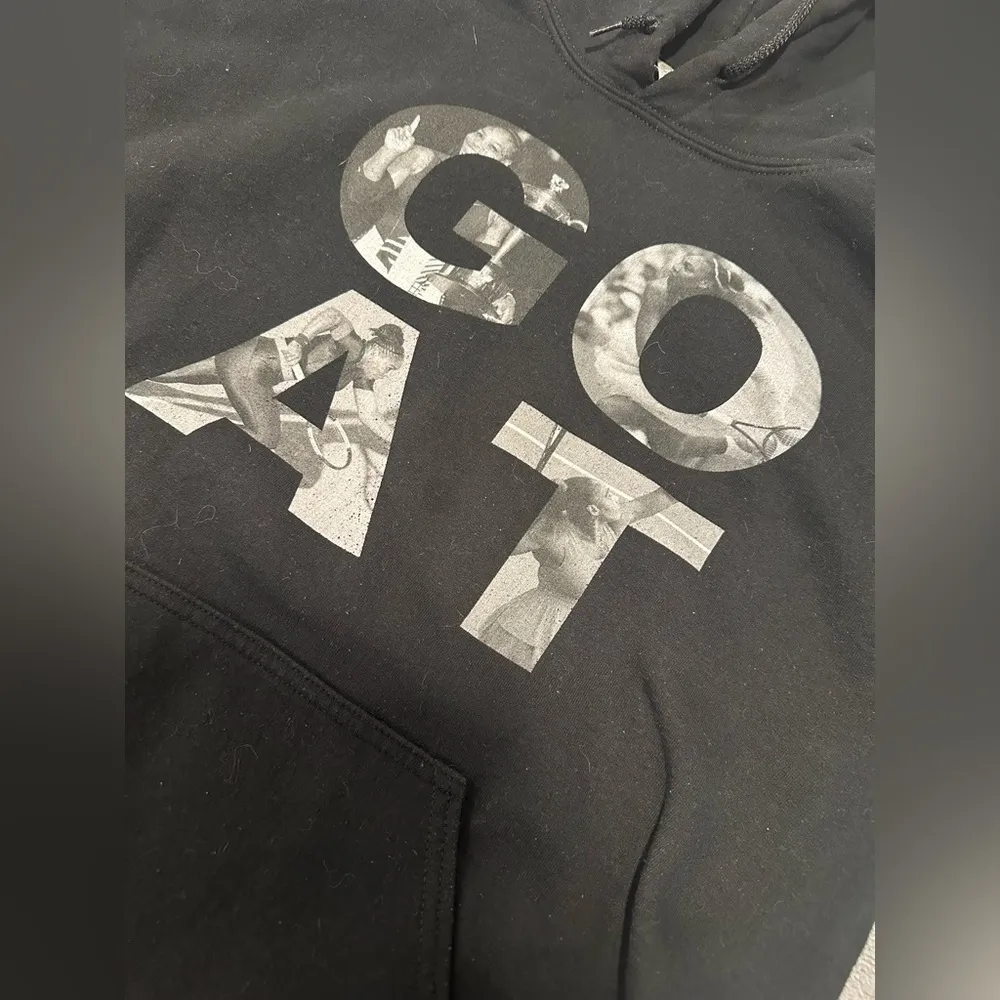 Serena Williams Black GOAT hoodie. Medium. Grand Slam Titles. Drawstring pocket - Image 7