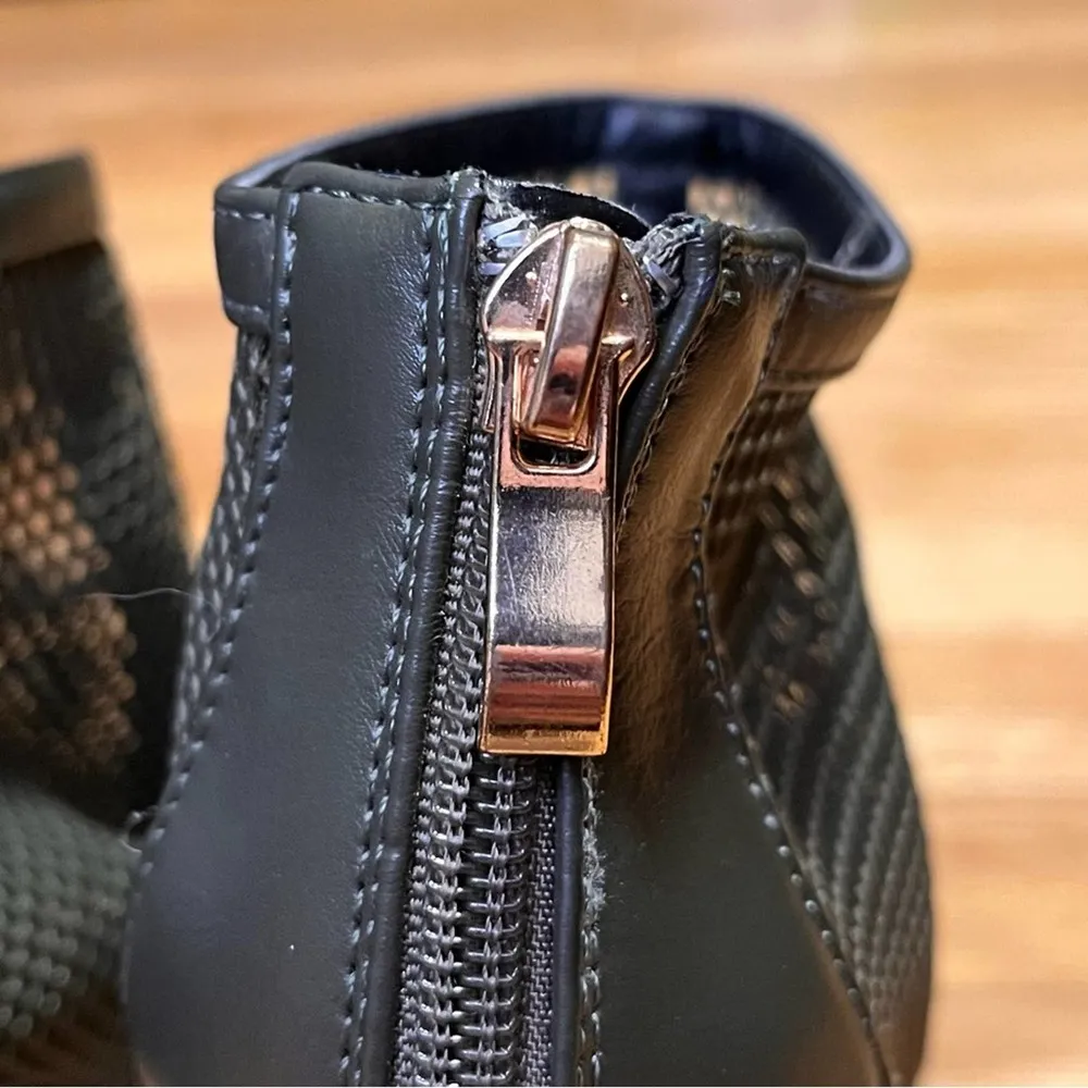 Studio F Fishnet Peep - Image 38