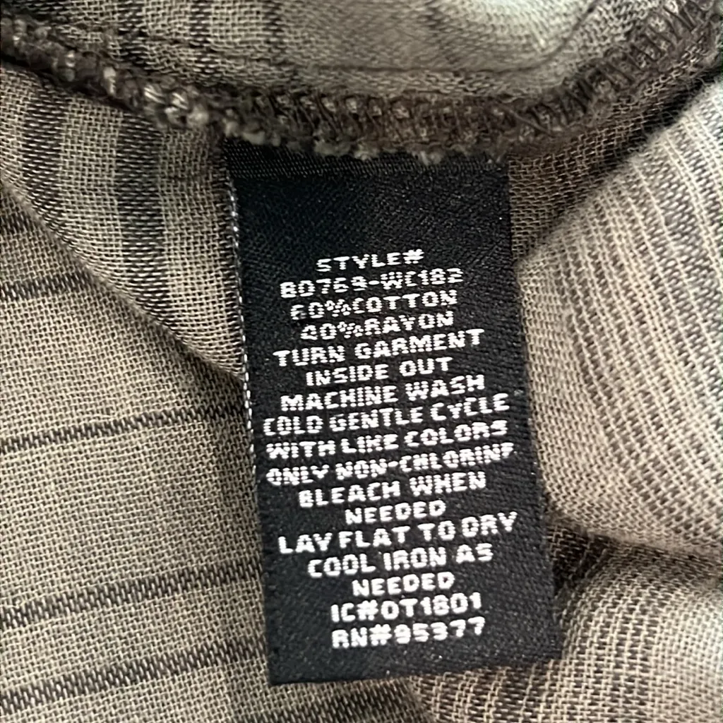 Sanctuary Steady Camo Boyfriend Shirt Long Sleeve Button Down Medium - Image 7