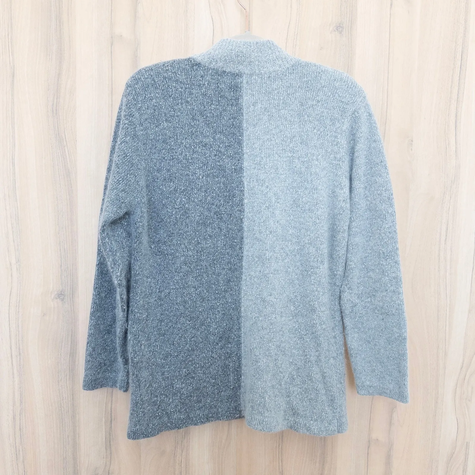 VTG Dress Barn Womens Silk Angora Blend Sweater Size S Gray Colorblock Classic - Image 7