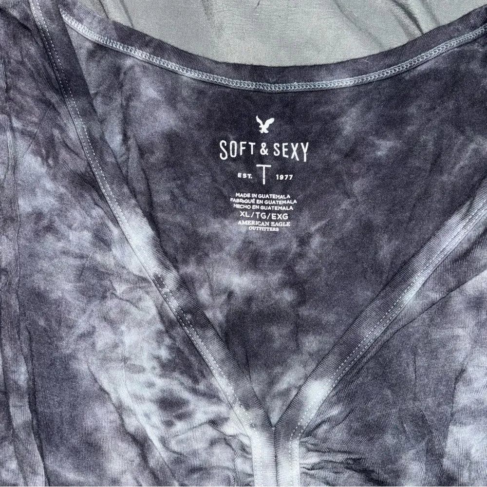 American Eagle cinched tie dye top - Image 4