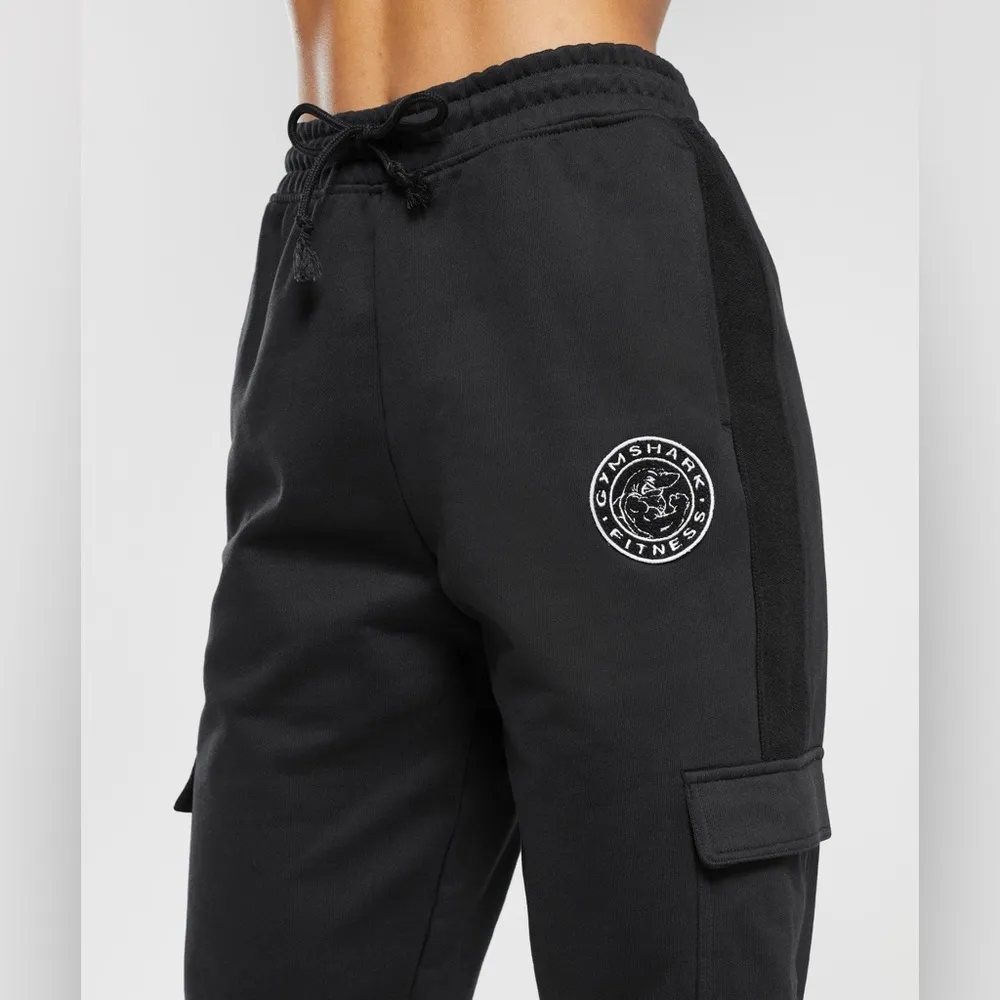Gymshark Legacy Joggers Women's XXL Black Cotton Cargo Sweatpants Athleisure NWT - Image 2
