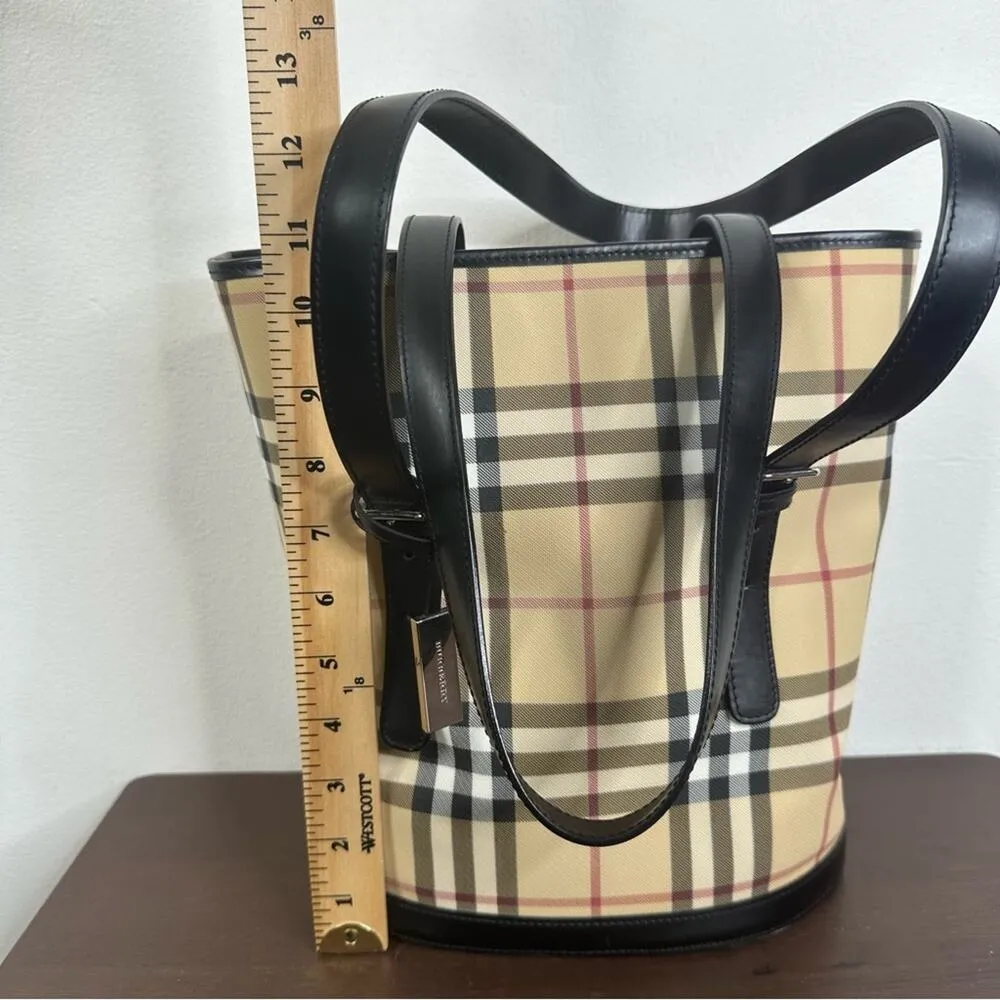 Burberry London Nova Check Classic Plaid Canvas Leather Bucket Bag Purse - Image 15