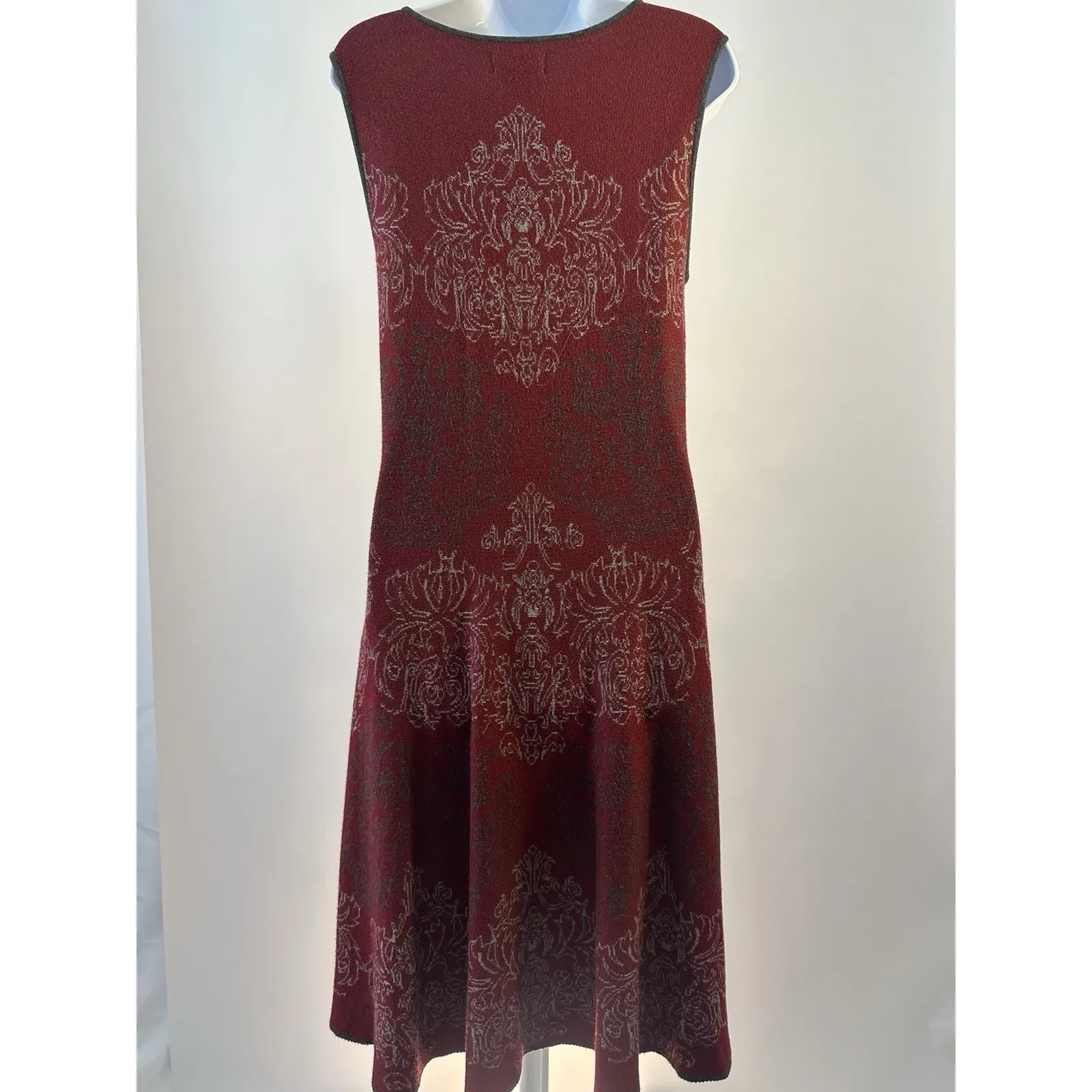 Max Studio Specialty Products Fit & Flare Maroon Sweater Dress: M (b34) Size M - Image 2
