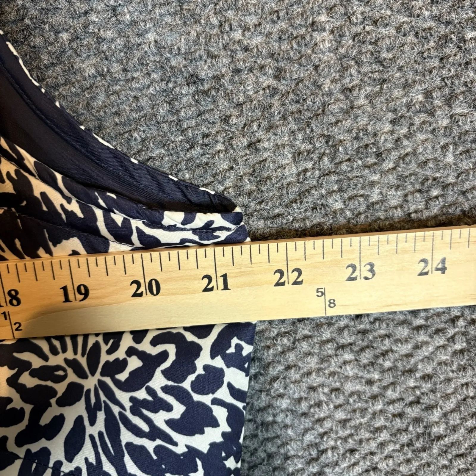 Lands End Navy & Ivory Full Zip Down/Feather Insulated Vest Womens M 10-12 - Image 5