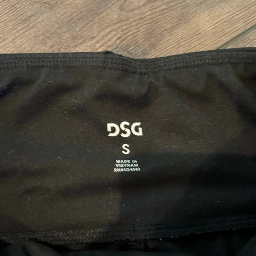 Women's black leggings by Dick's Sporting Goods - Image 3