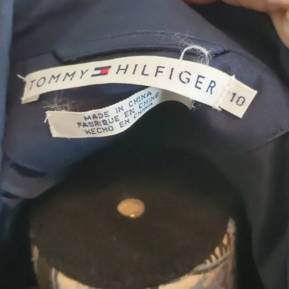 Tommy Hilfiger blue blazer size 10 - Image 6