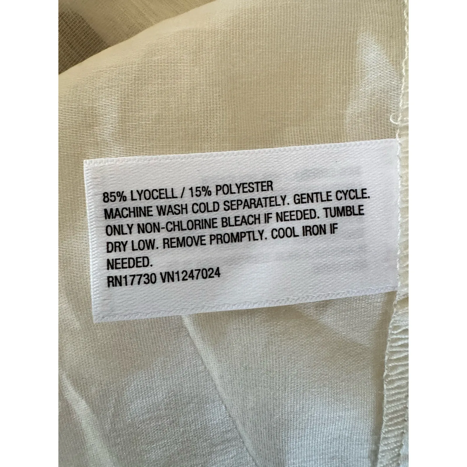 NWT Future Collective Sheer Cream Button Front Puff Sleeve Blouse Size Large - Image 8