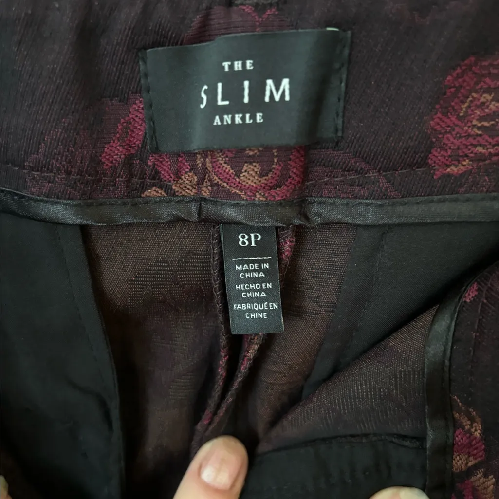 Women’s pair‎ of White House Black Market pants. - Image 2