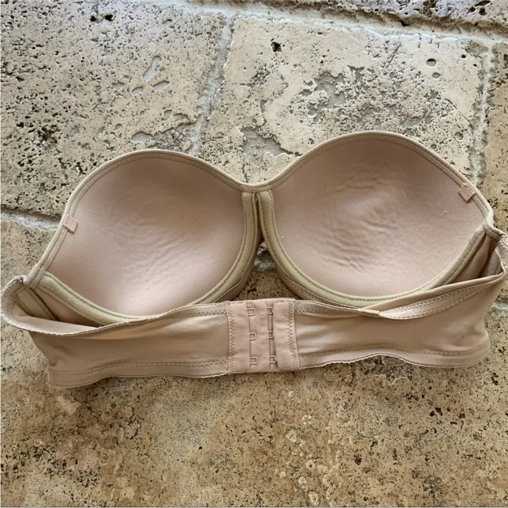 Vintage Y2K JLo Strapless Bra Nude 34B Beige - Image 2