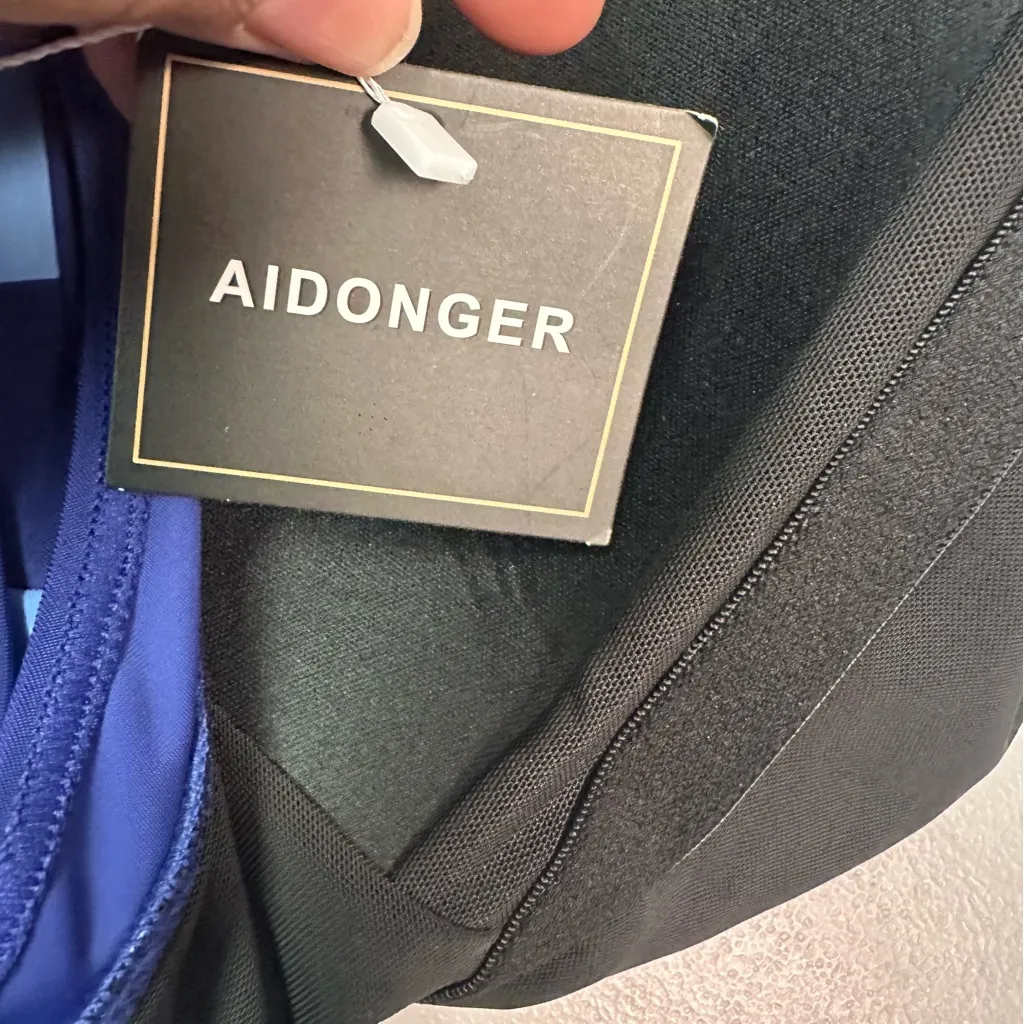 Chic Navy and Light Blue One - Image 7