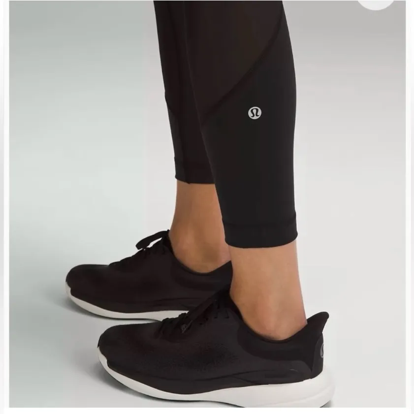 Lululemon Wunder Train Mesh Panel High-Rise Tight 25" - Image 3