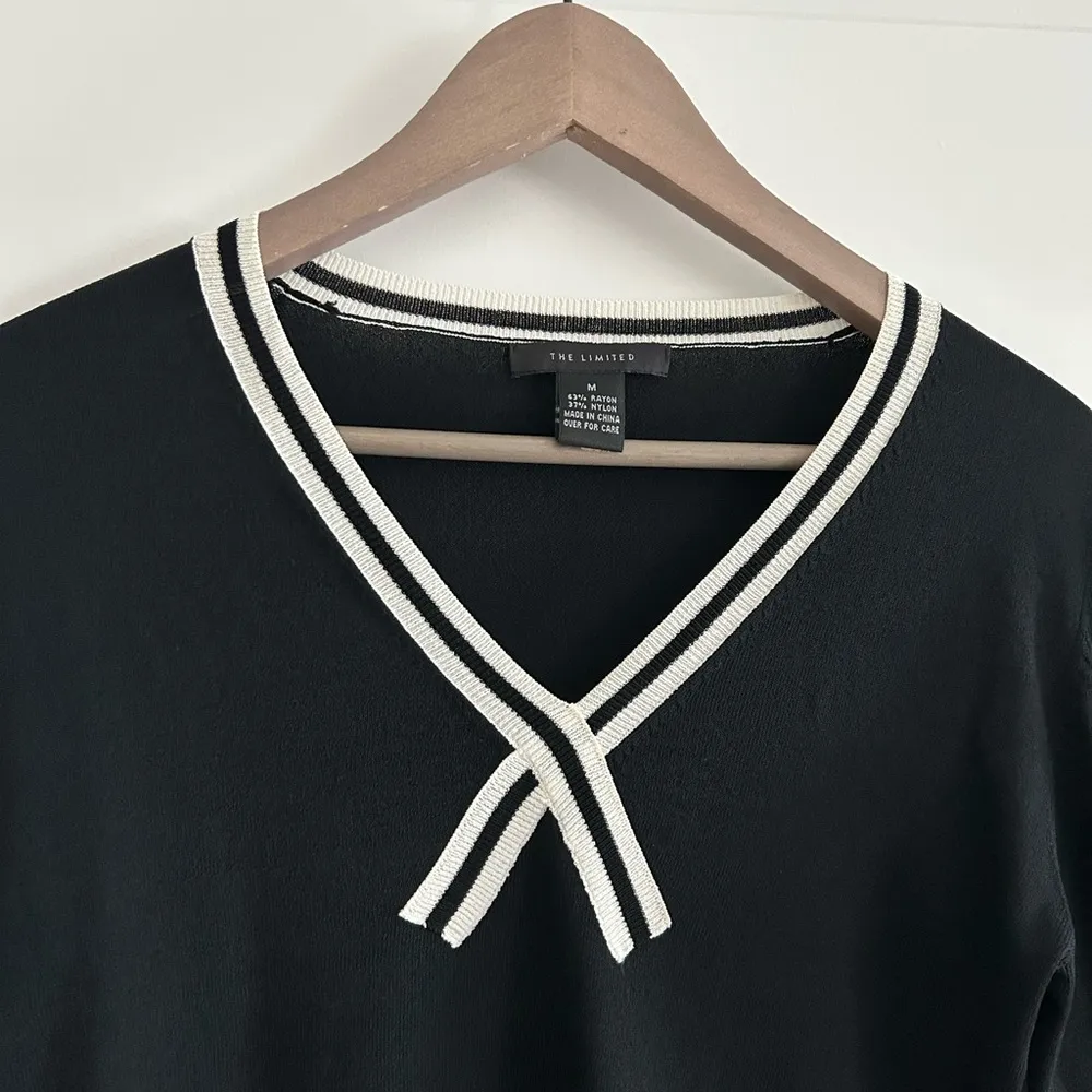 The Limited Colorblock Knit Top Black Cream Size M - Image 2