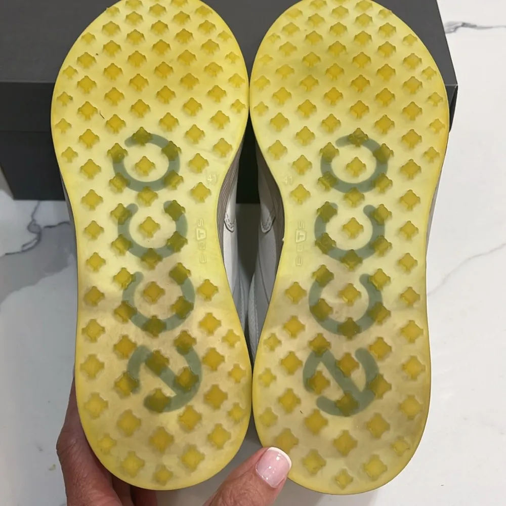 Ecco ladies white golf shoes Size 10 - Image 8