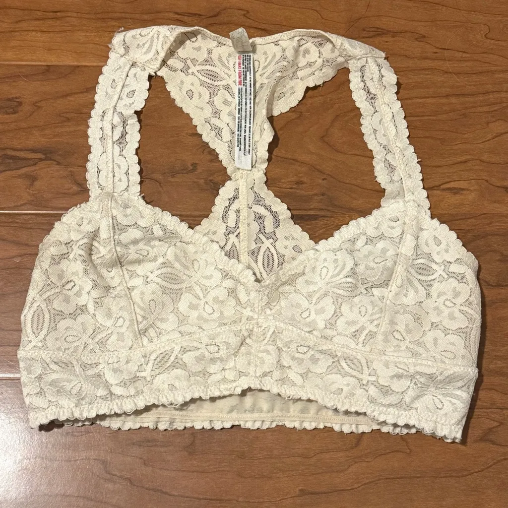 FREE PEOPLE Galloon Lace Racerback Bra Bralette in White size Small - Image 2