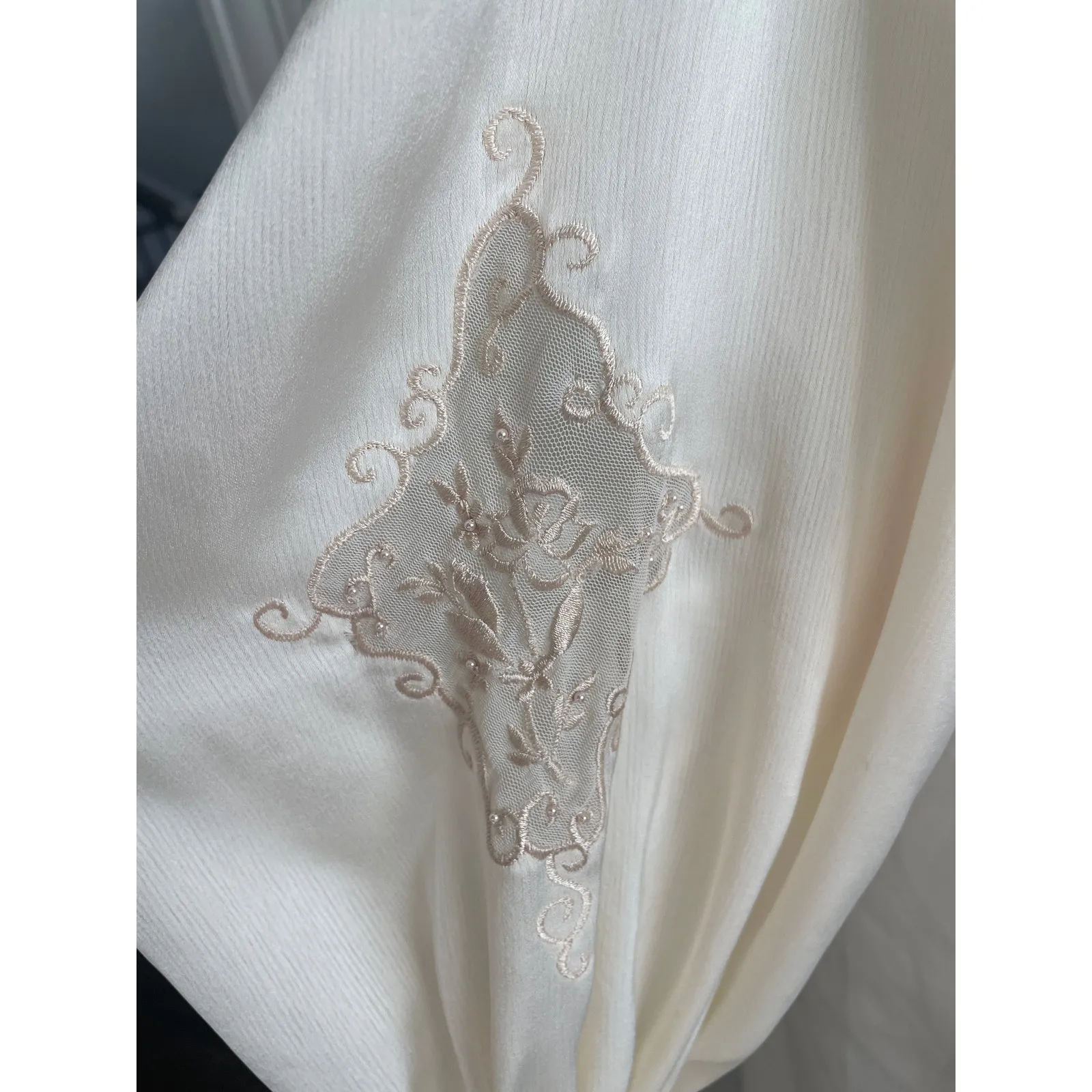 Vintage Etienne Cream Lace Trim Robe Women’s Small Elegant Satin Peignoir Yellow - Image 8