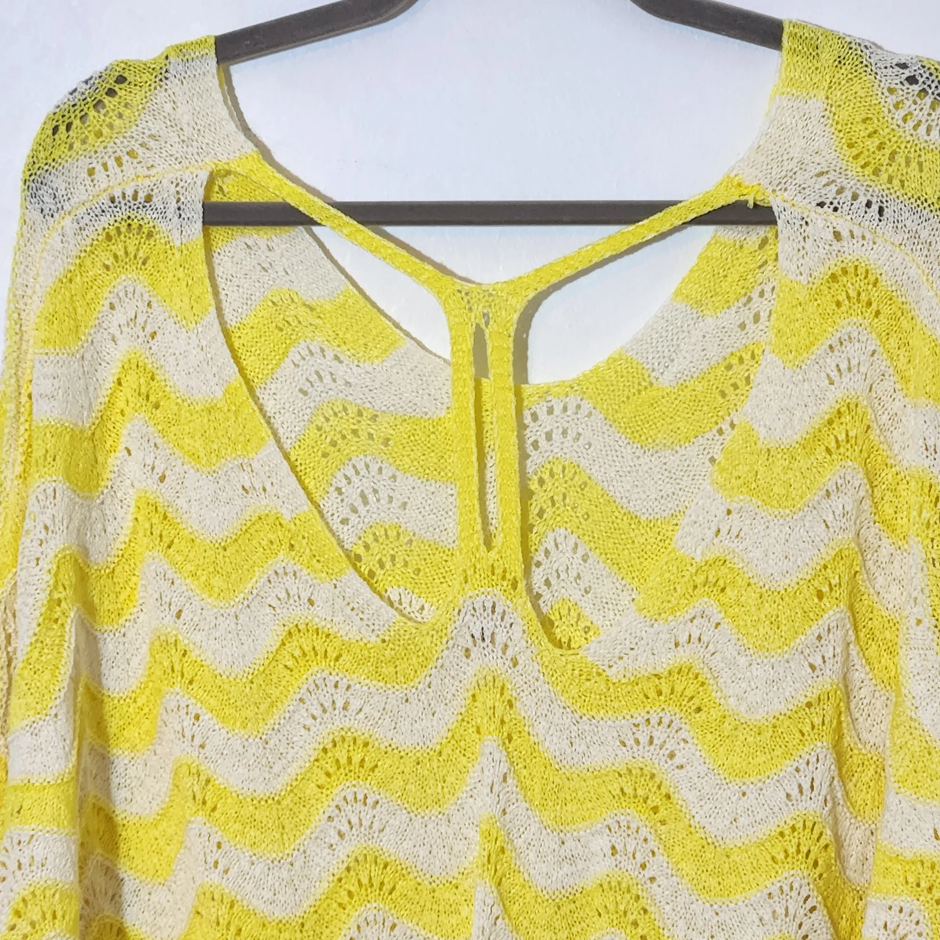 POL Yellow and White Oversized Sweater Size Large Yellow Distressed Sweater - Image 5