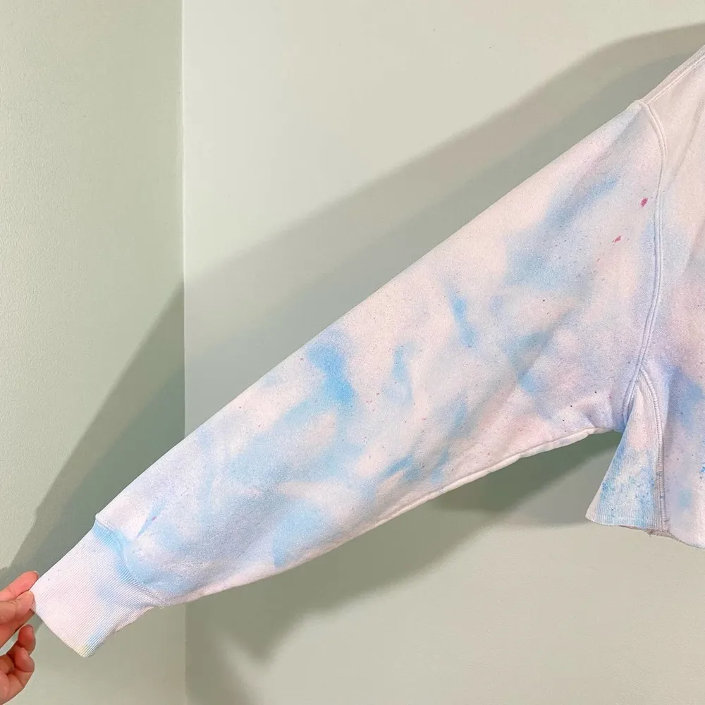 Champion Splash Paint Cropped Fleece Lined Reverse Weave Sweatshirt Size L - Image 6