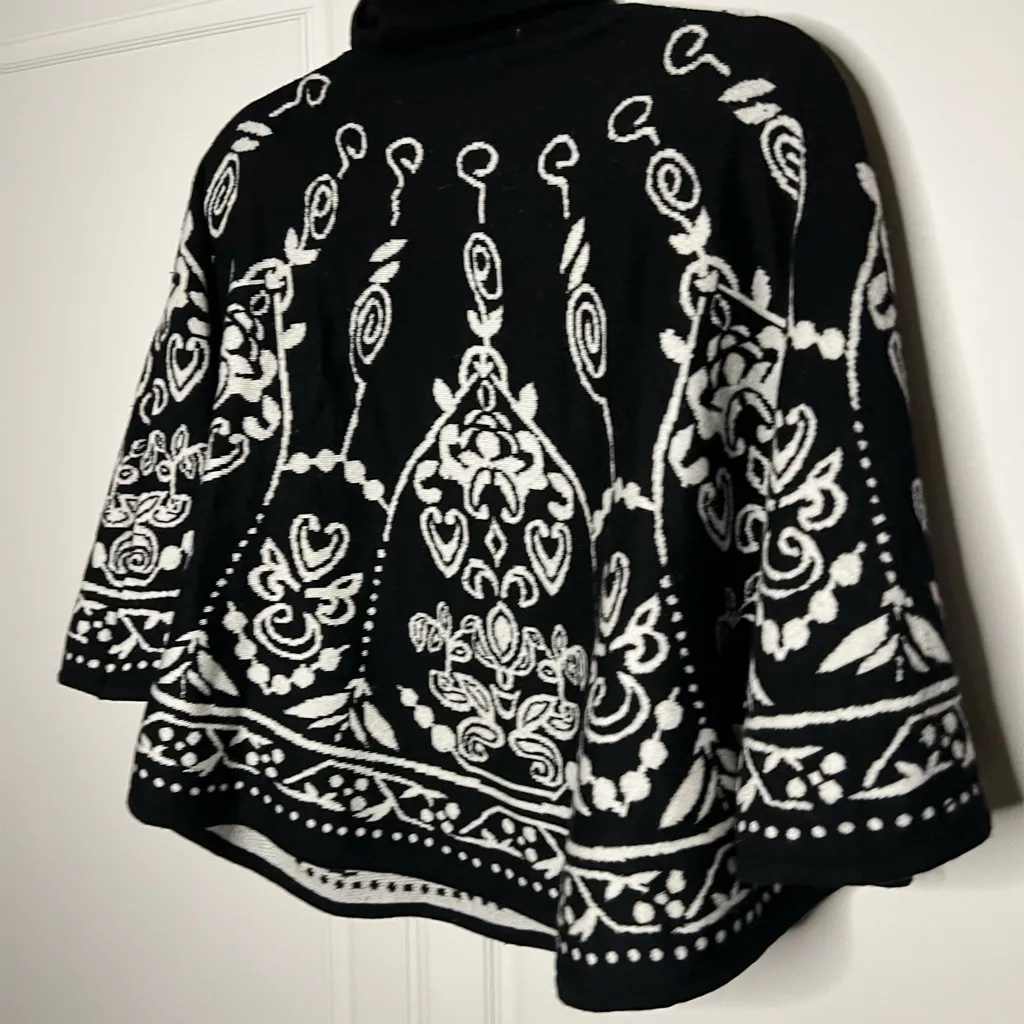 Max Mara 100% Wool Sweater Turtleneck Poncho - Image 12