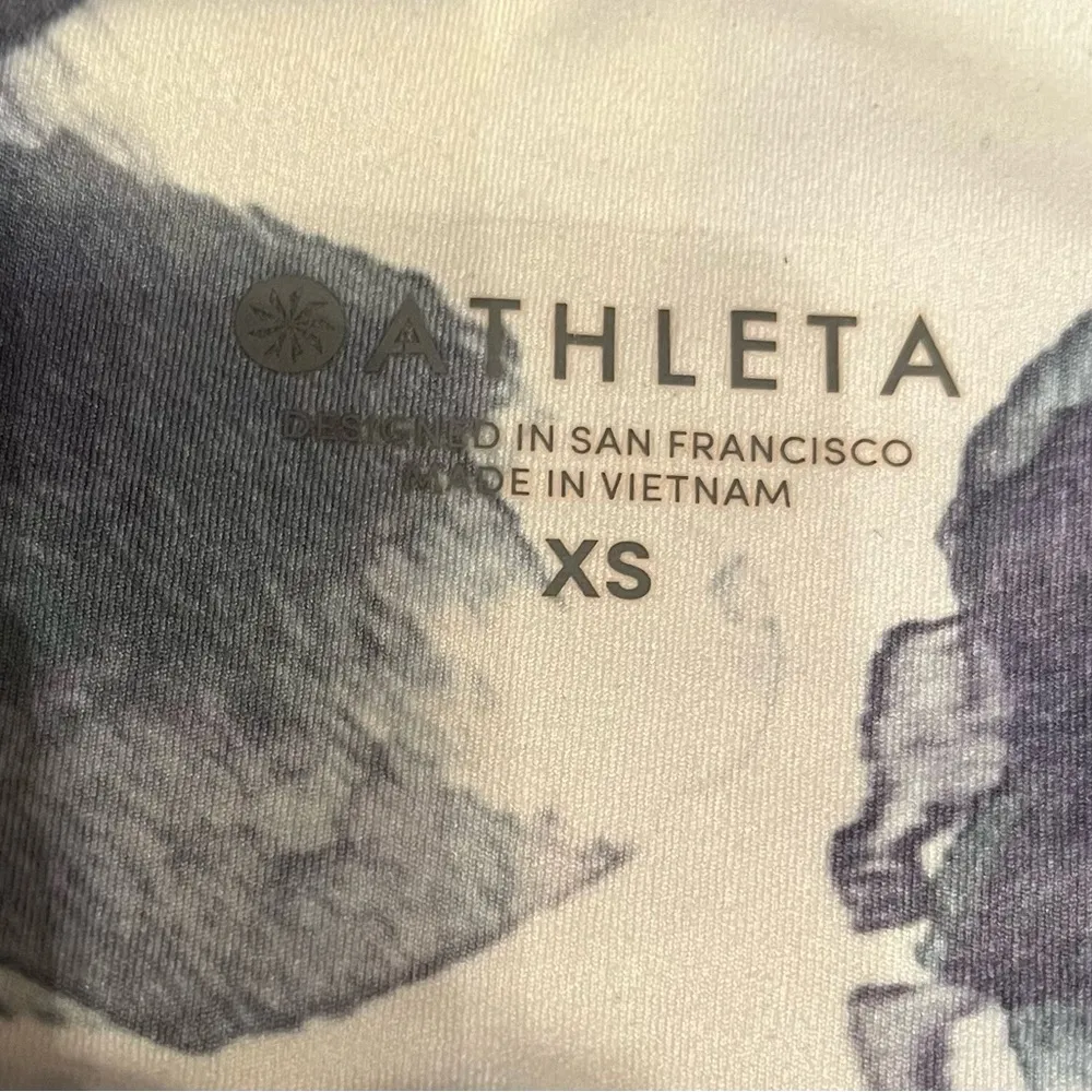 Athleta Mudra high waisted white floral leggings, size XS - Image 6