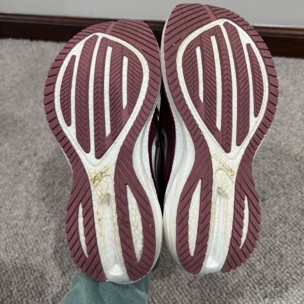 Saucony Women's Triumph 20 Sz 7.5 in Sundown/Rose Colorway - Image 7