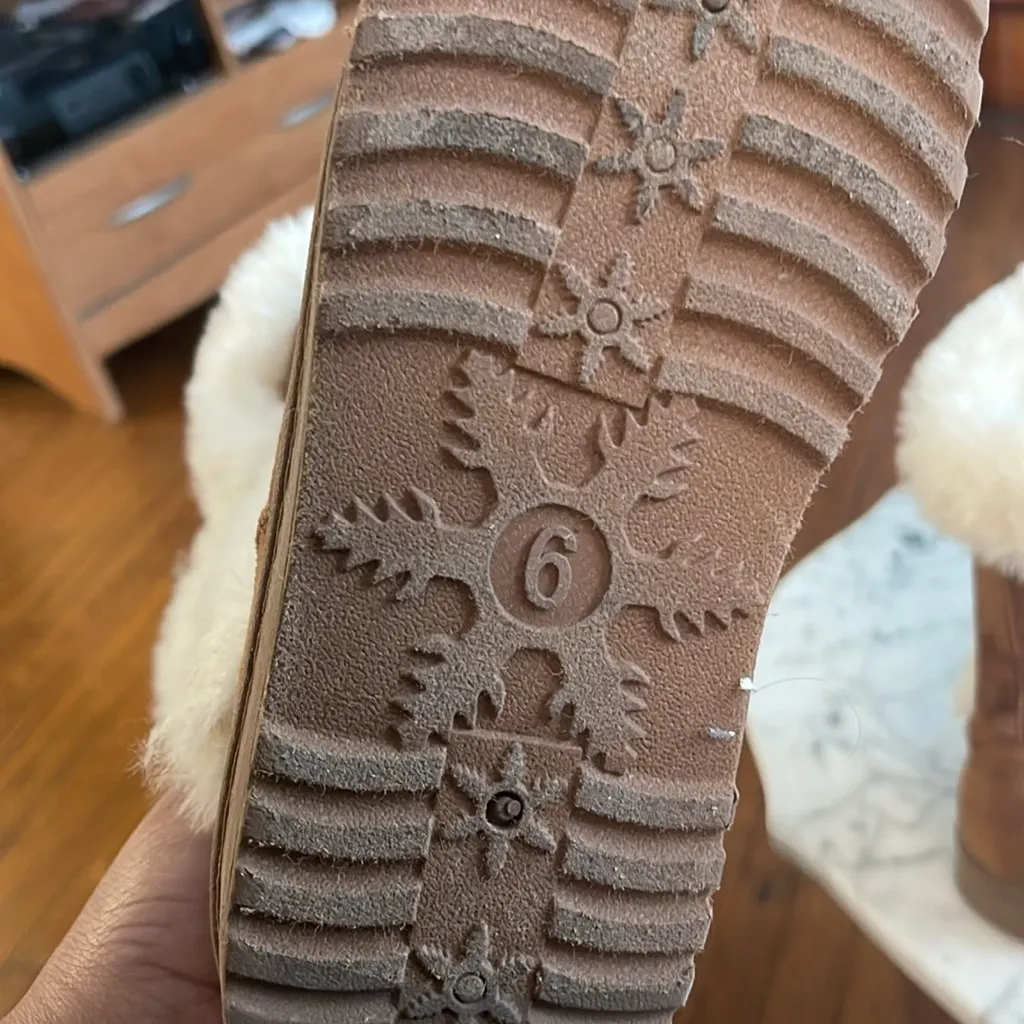 SO Brown Faux Fur Winter Boots - Image 4