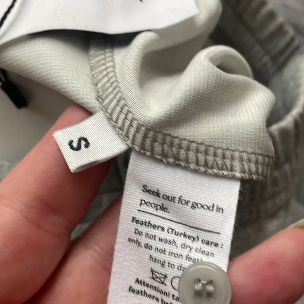 Sleeper Weekend Chic Feather Top And Shorts Set Grey Gray - Image 14