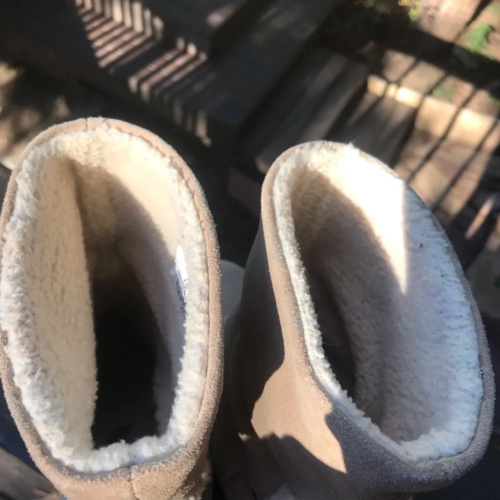 Nine West Beige Leather Faux Fur Lined Heeled Boots Women's Size 7 - Image 4