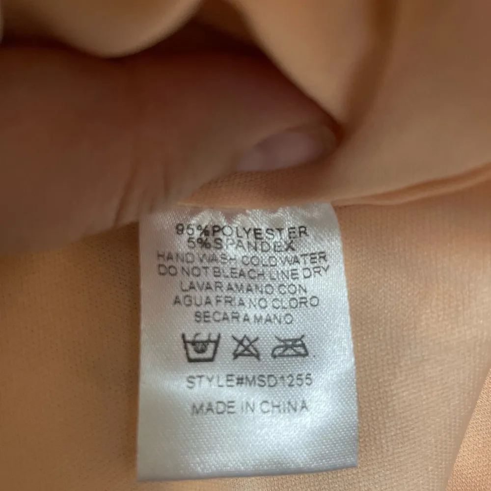 Henly Boutique Floral Ruffle Dress in Pink and Yellow NWT sz Large - Image 6