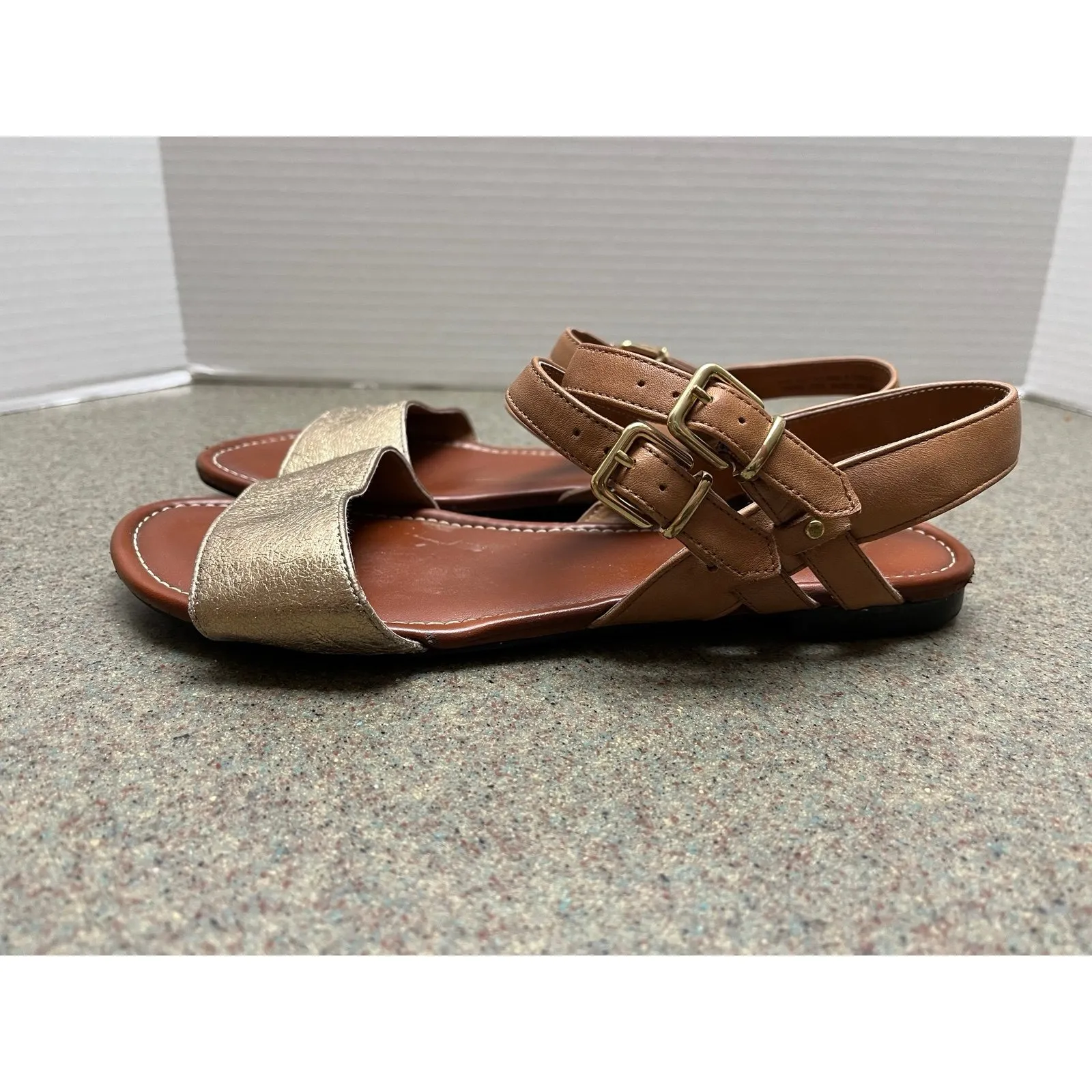 Lucky Artisan Sandals. Gold/tan Ankle Strap Sandals. Women's Size 9.5M - Image 2