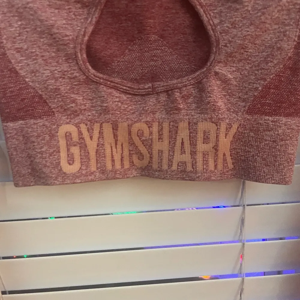 Gym shark women flex long sleeve crop top small burgundy - Image 3
