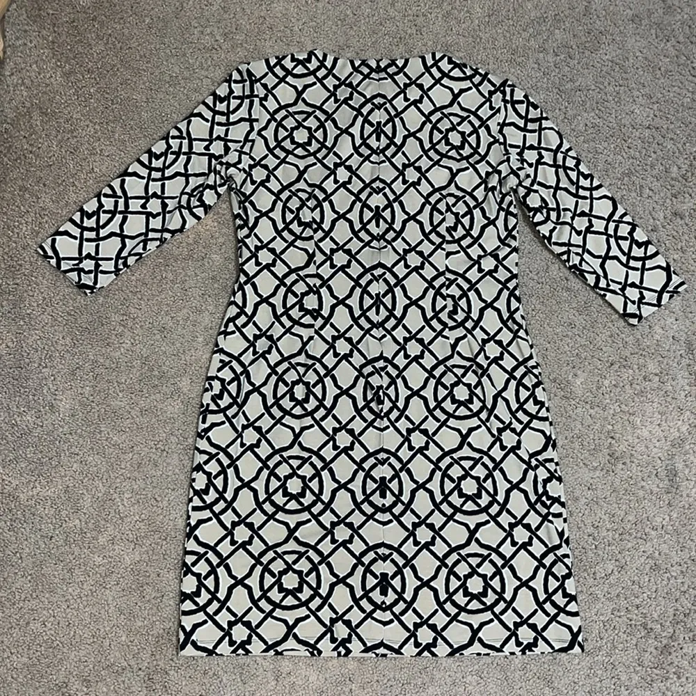 J. McLaughlin Devon 3/4 Sleeve Crew Neck Catalina Cloth Dress Black Tan Scribe M - Image 6