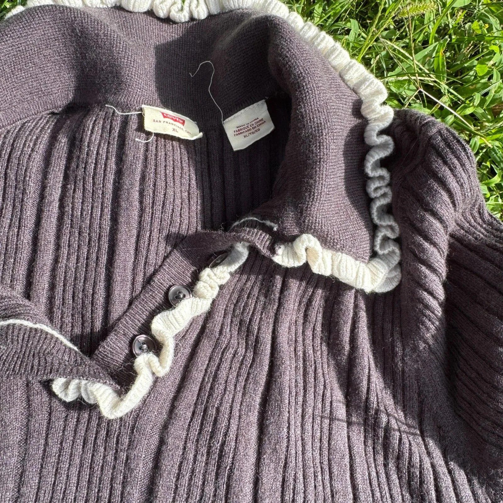 Levis Womens Gray Short Sleeve Ribbed Sweater Polo w/ Ruffled Collar, Size XL - Image 5