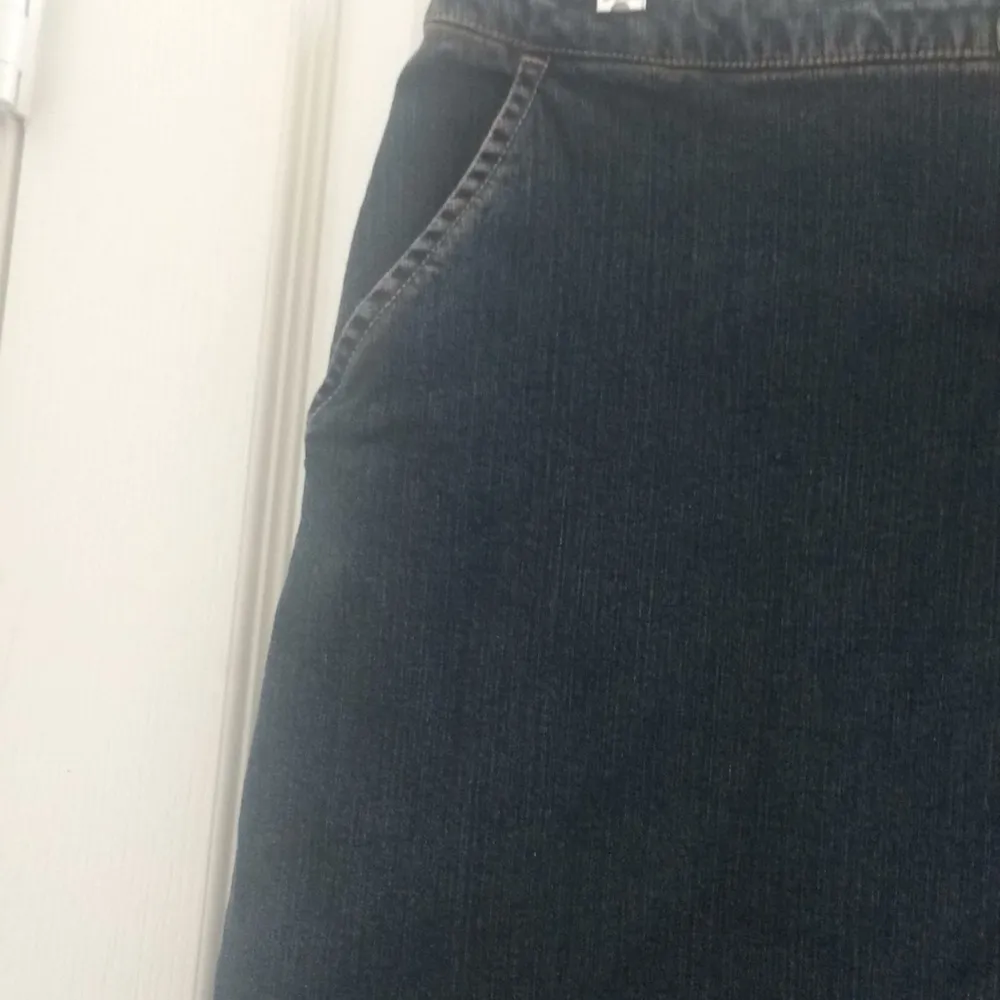 FINAL MARKDOWN Mossimo junior denim skirt 13 Size undefined - Image 3