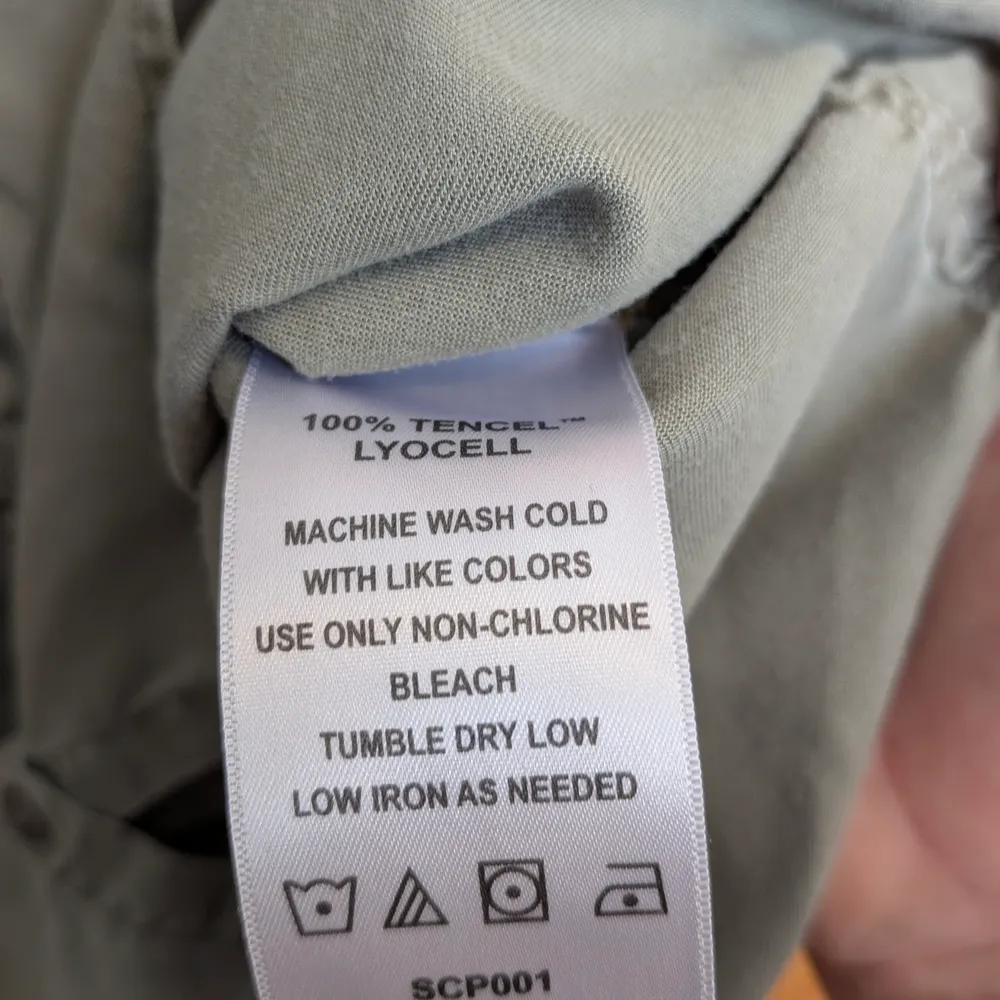 Quince Sage Green Button Down Shirt Size Large - Image 5