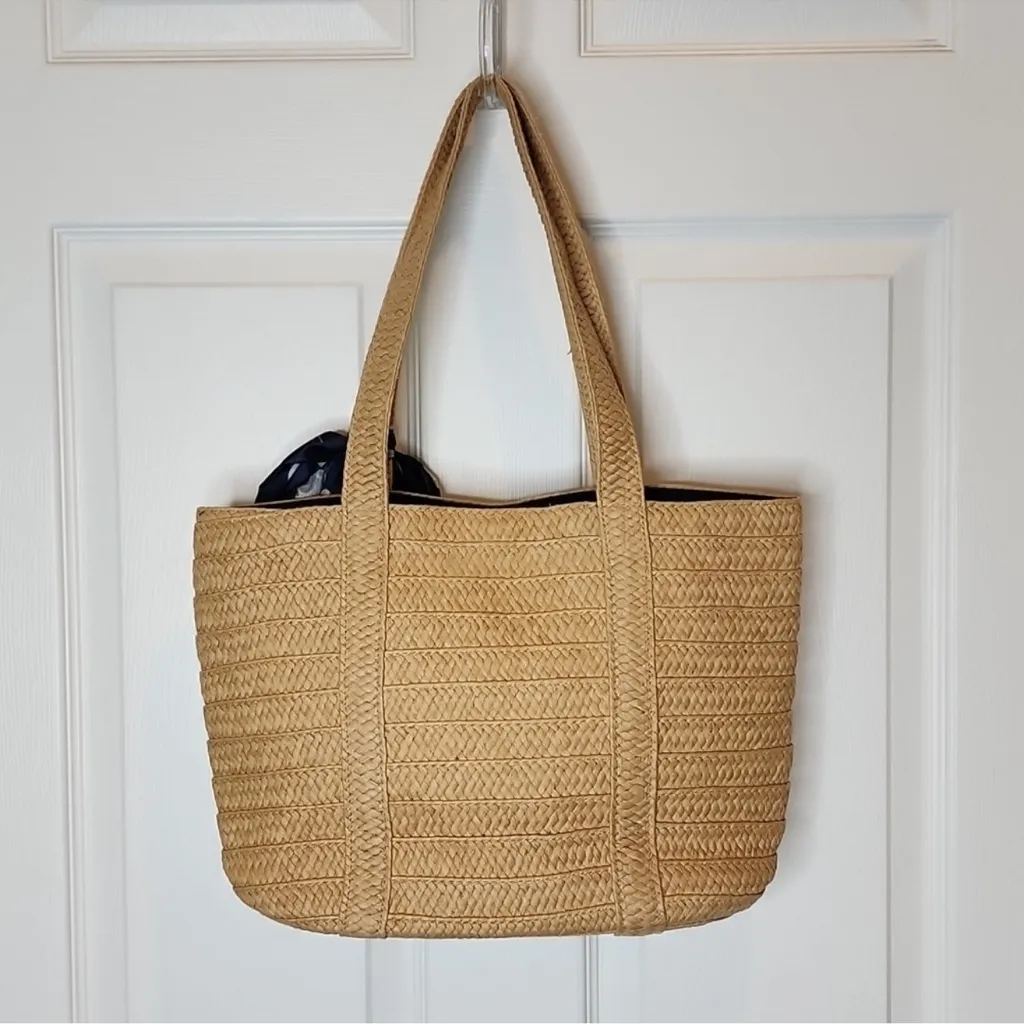 NWT Draper James Everyday Straw Tote Bag With Floral Scarf - Image 3