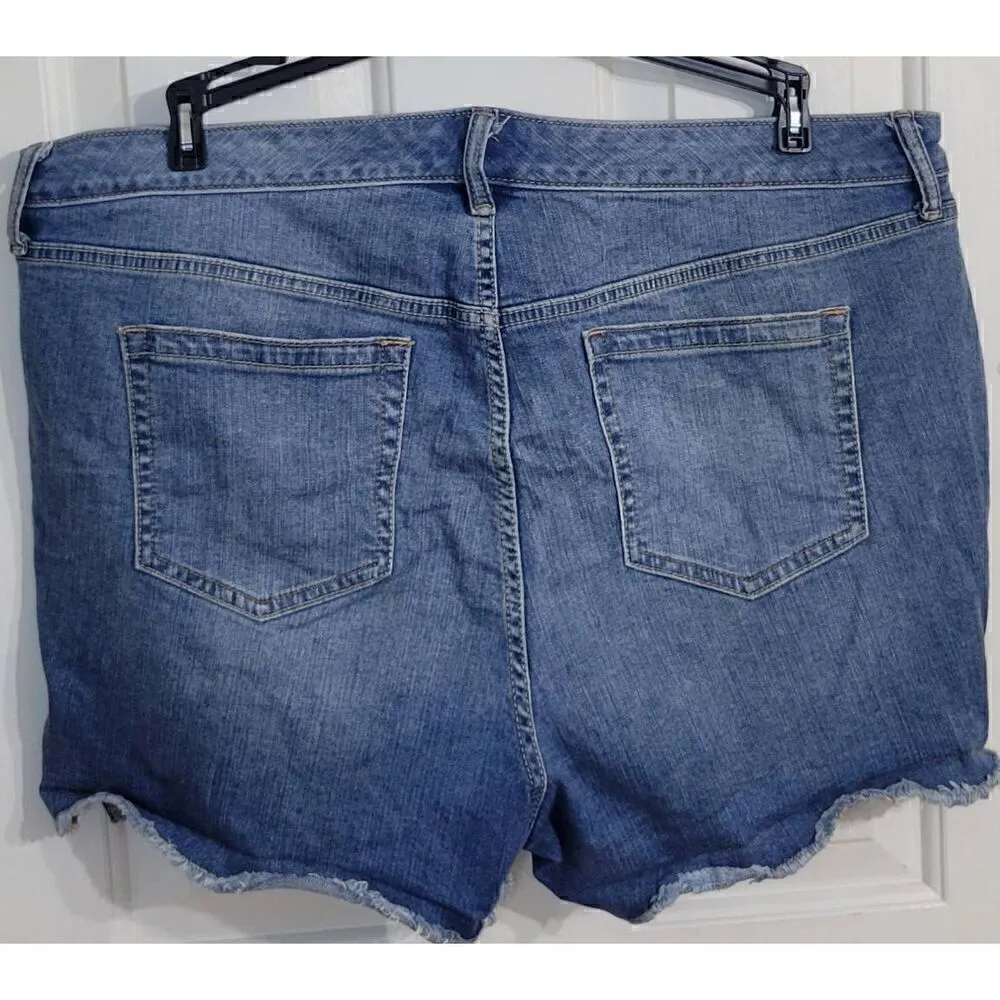 Torrid Feel the Fit Size 18 Distressed Denim Button Up Shorte - Image 2