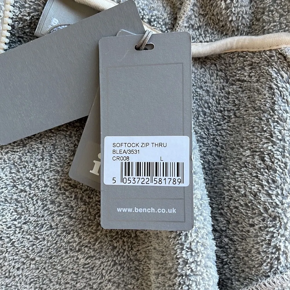 New with tags bench zip up sweatshirt - Image 7