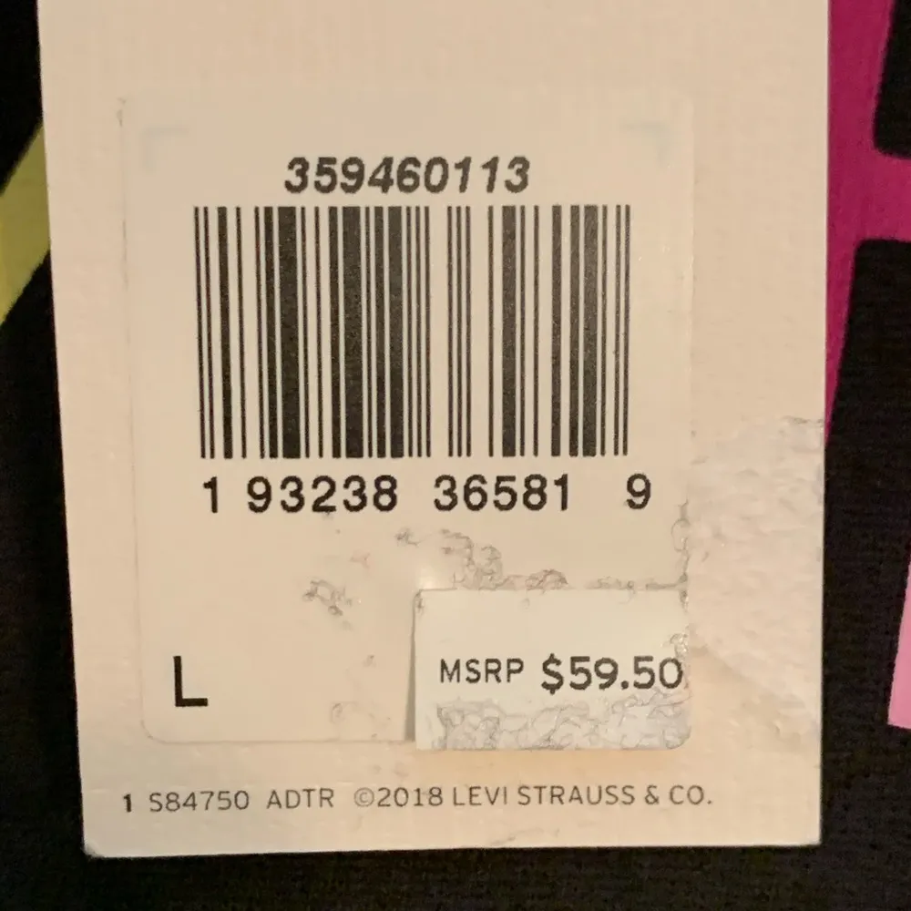 Levi’s Hoodie - Image 9