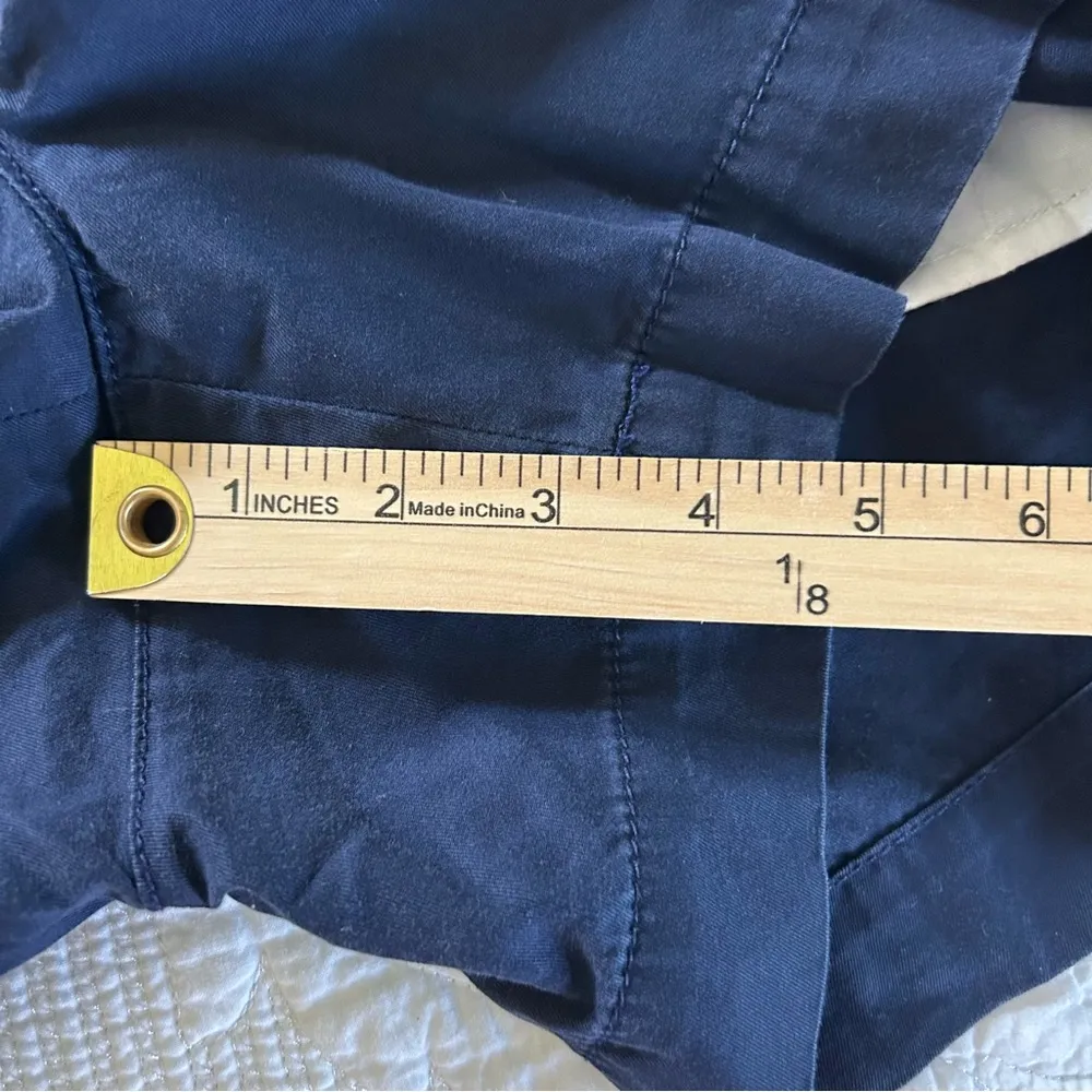 Lilly Pulitzer Chino Cotton Navy Shorts. Size 6. - Image 9