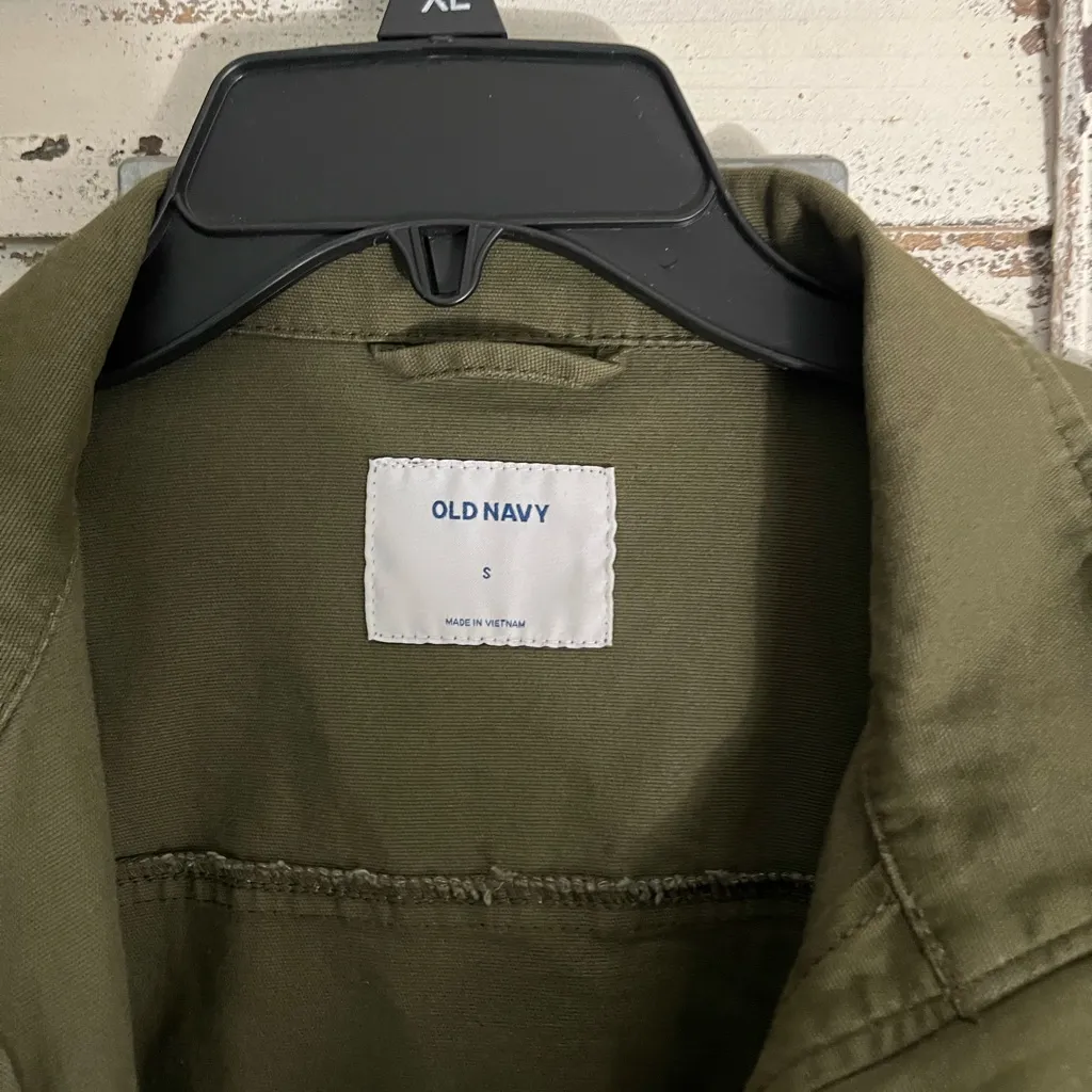 Old Navy Women's Utility Jacket in Olive Green - Image 2