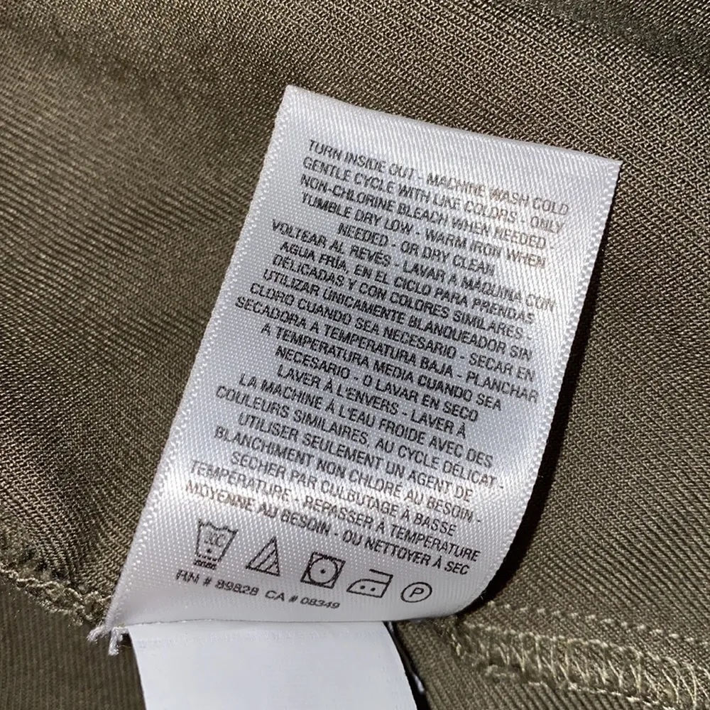 Jessica Simpson SM embroidered floral button down - Image 10