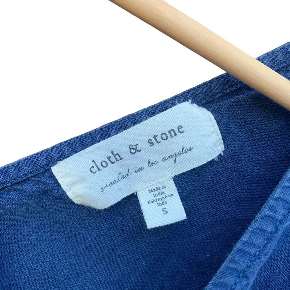 Cloth & Stone women's size small cropped romper - Image 2